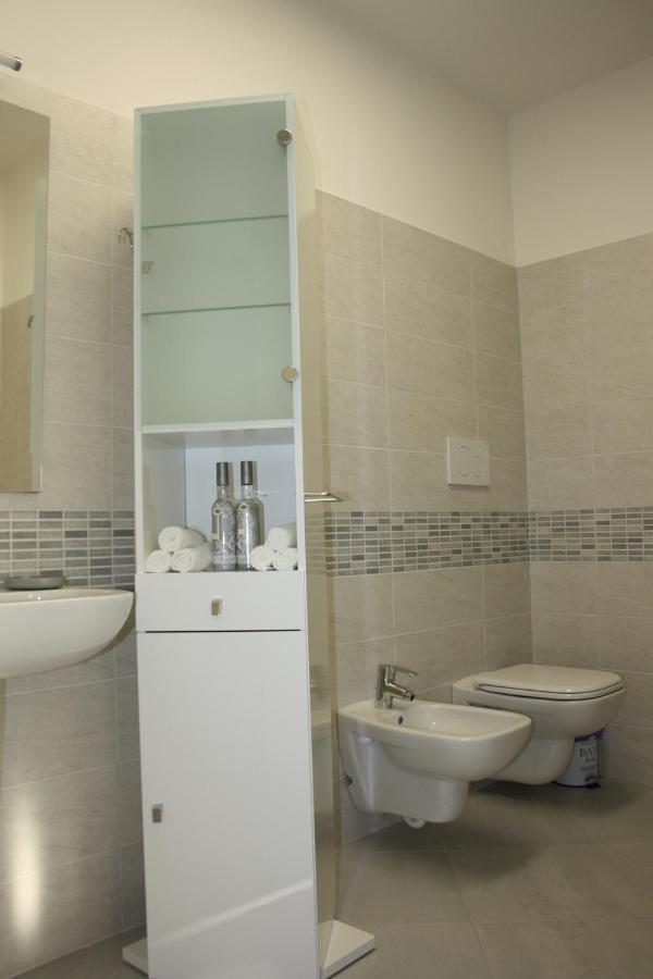 Appartamento 23 - Bilocale Vista Lago Toscolano Maderno Buitenkant foto